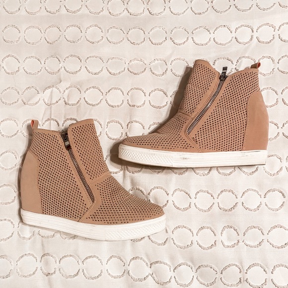 COCLICO Shoes - High Top Platform Sneakers